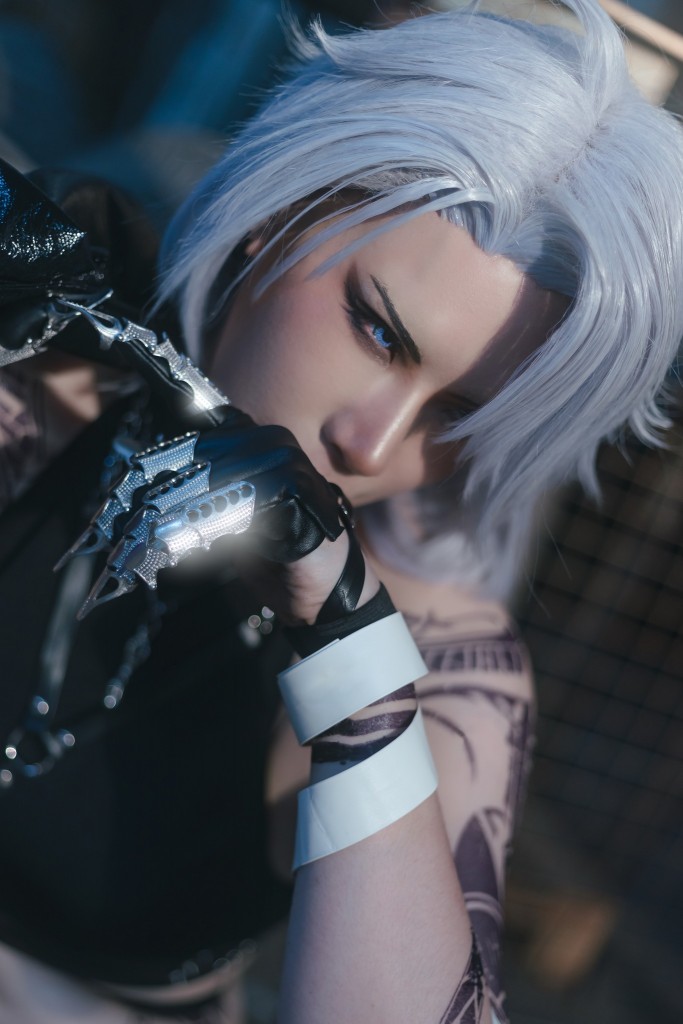 Zoya (2)